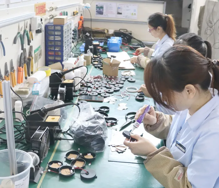 Taller de la fábrica de ultrasonidos Kacise (3)